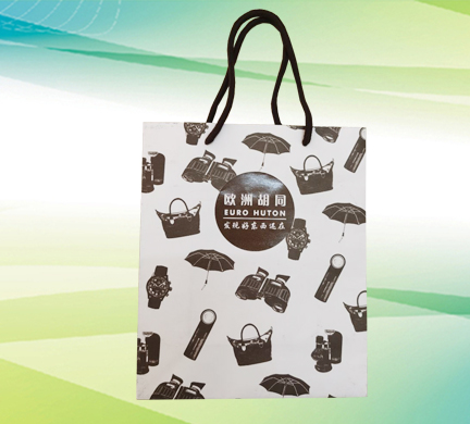 手提袋(dai)印刷有(yǒu)哪些知(zhi)識您需(xū)要知道(dao)的?